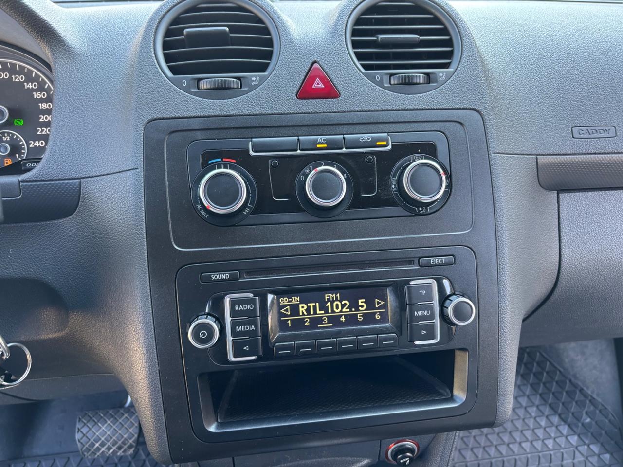 Volkswagen Caddy 1.6 TDI 102 CV DSG 4p. Van 88.000 Km