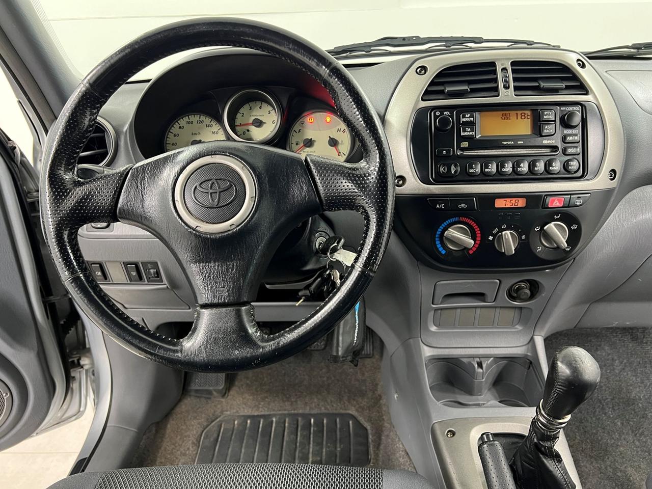 TOYOTA Rav4 II 2001 RAV4 5p 2.0 d-4d 16v