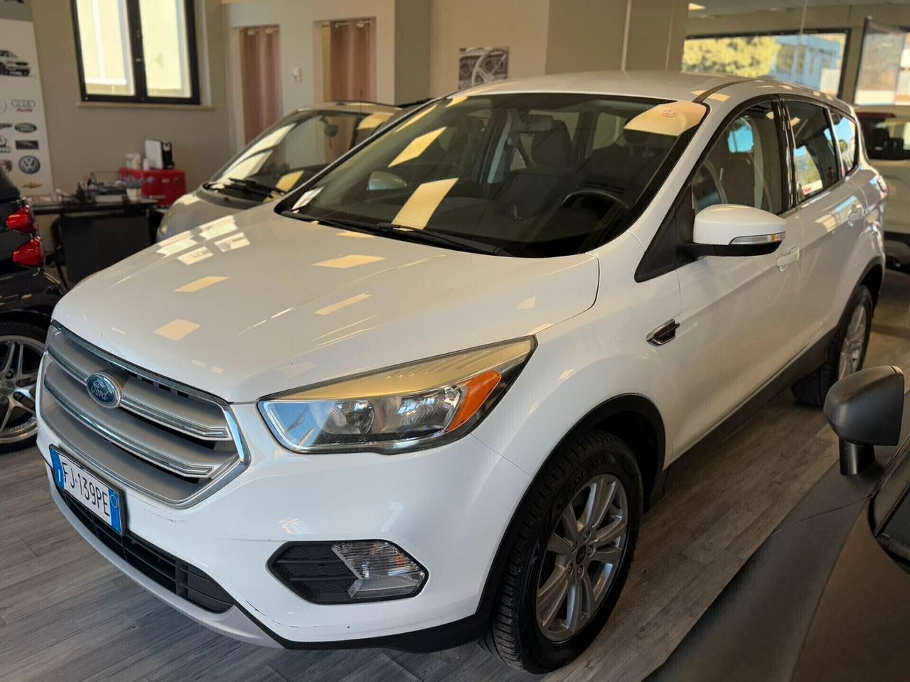 Ford Kuga 1.5 TDCI 120 CV S&S 2WD ST-Line Business