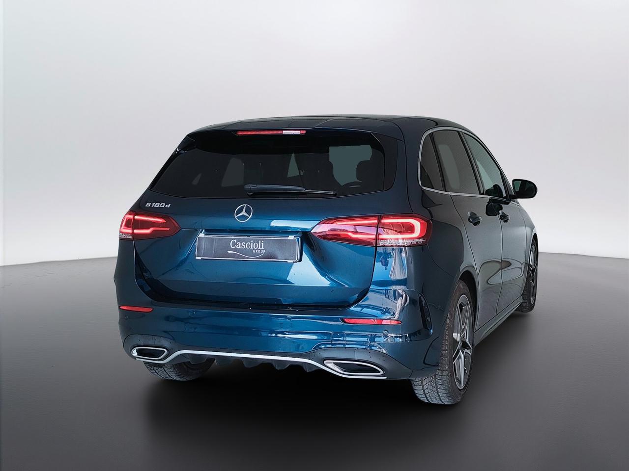 Mercedes-Benz Classe B - W247 2018 - B 180 d Premium auto