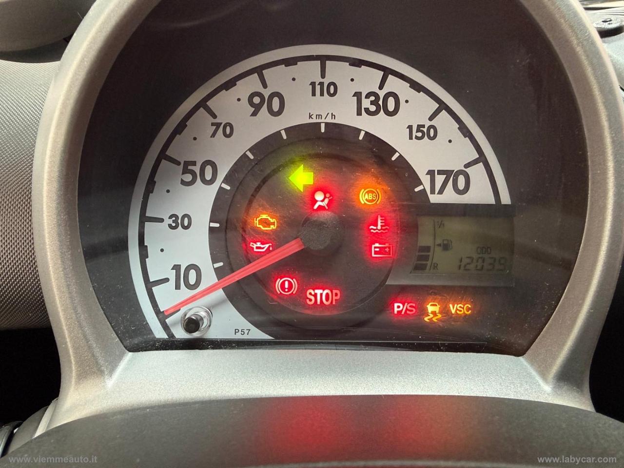 TOYOTA Aygo 1.0 12V VVT-i 5p. Lounge Connect