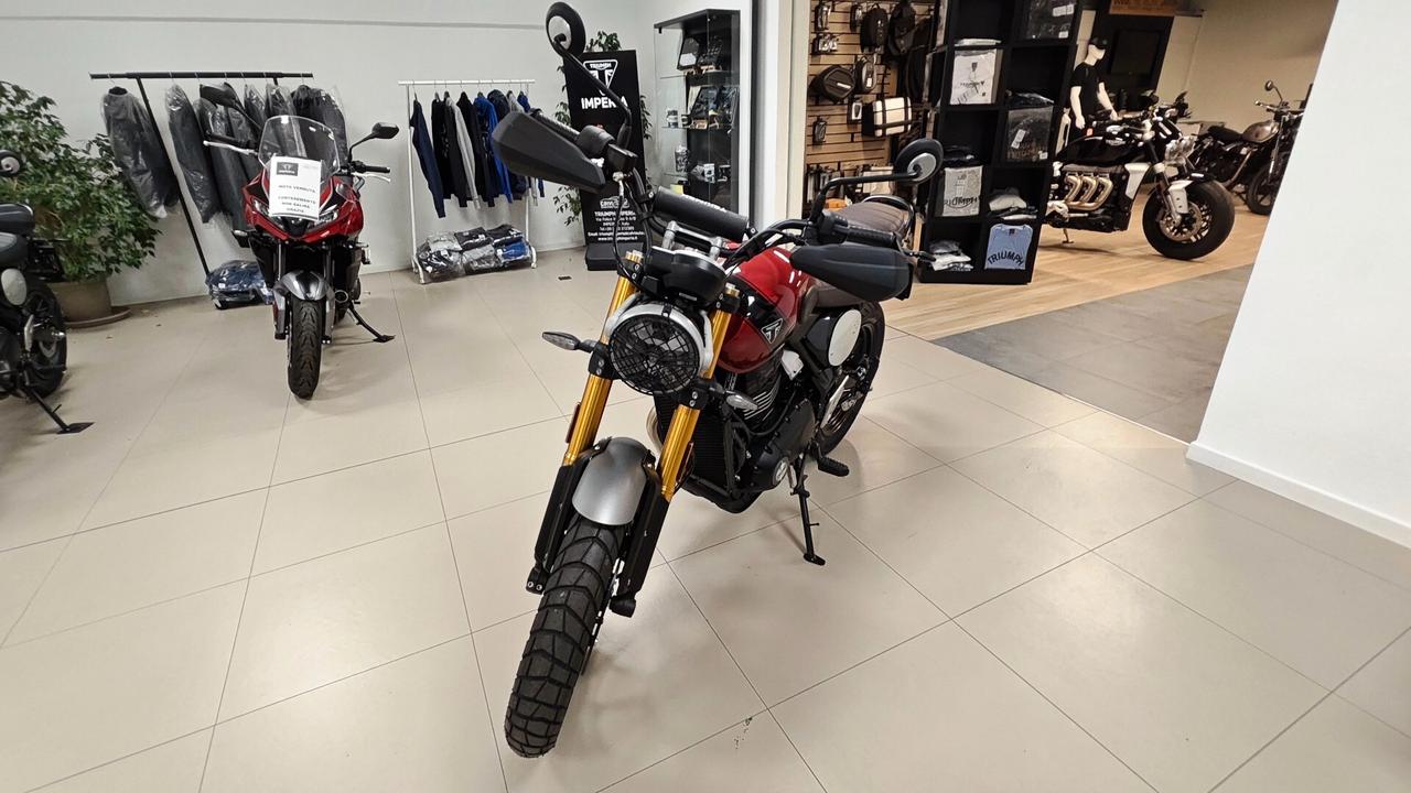 Triumph Scrambler 400 X