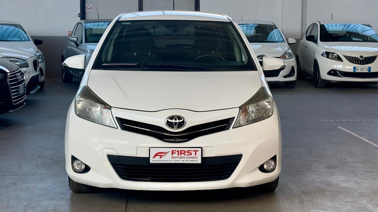 Toyota Yaris 1.4 D-4D 5 porte Lounge