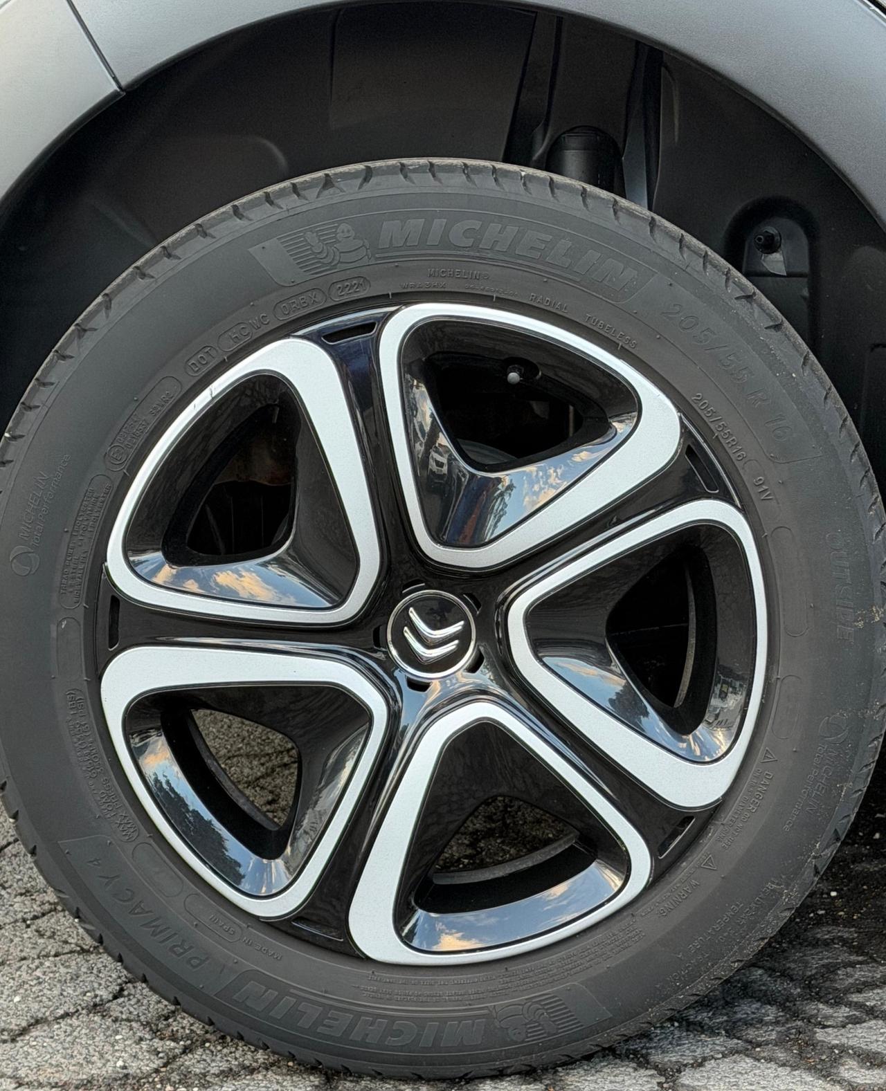Citroen C3 1.6 BLUE-HDI 75CV SHINE