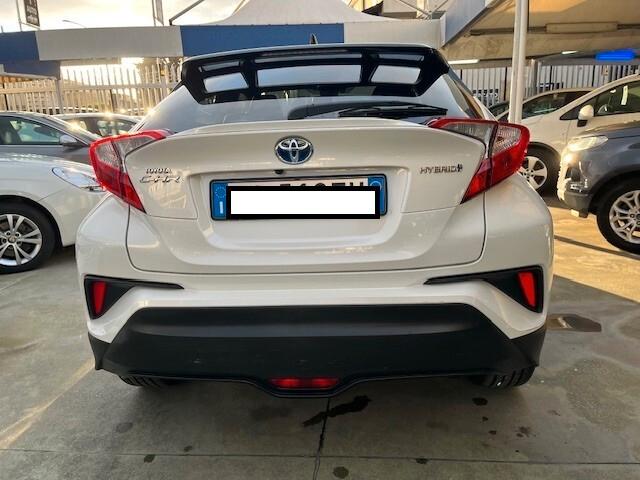 TOYOTA CH- R IBRIDA AUTOMATICA !