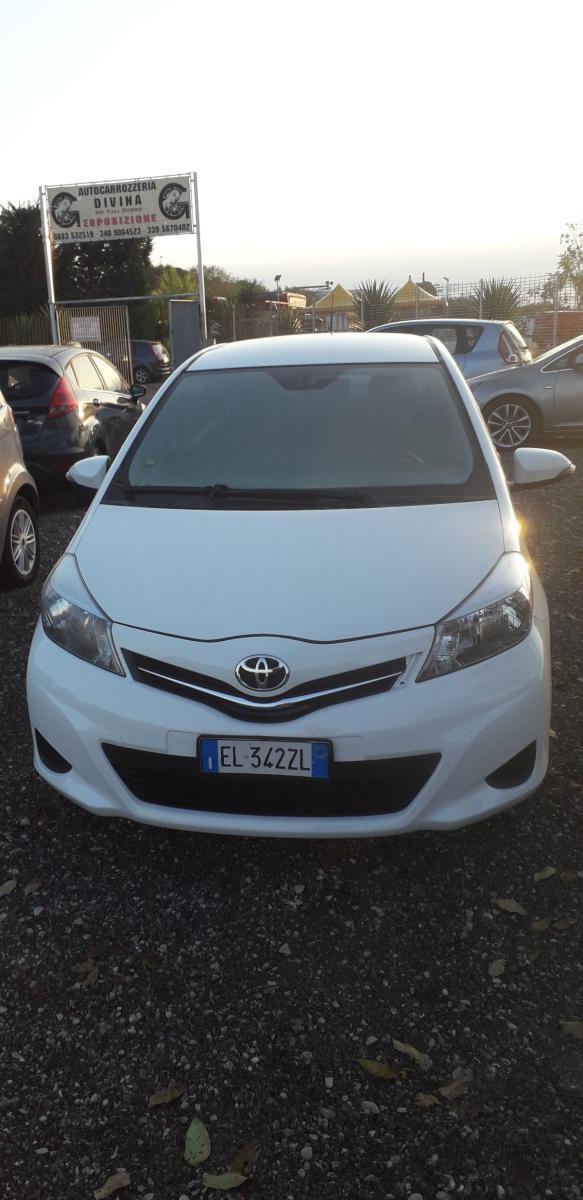 TOYOTA - Yaris - 1.4 D-4D 5p. Edition