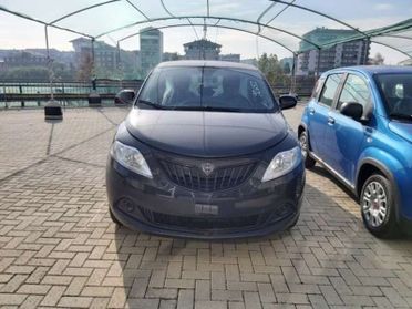 Lancia Ypsilon 1.0 FireFly Hybrid Oro