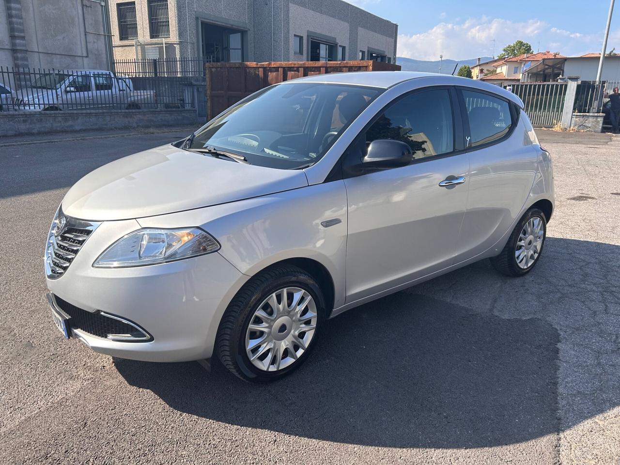Lancia Ypsilon 1.2 69 CV 5 porte km 107000