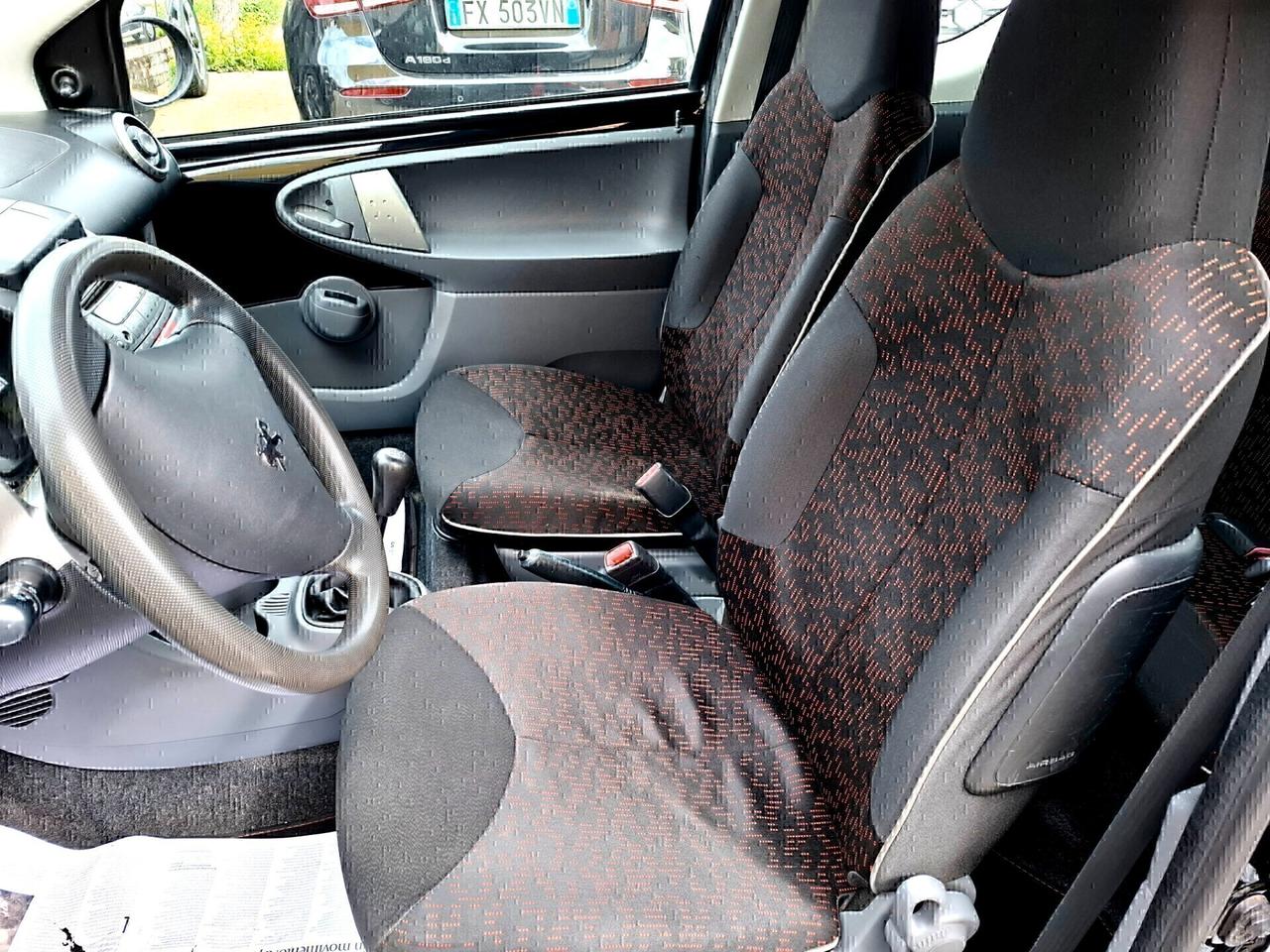 Peugeot 107 1.0 68CV 3p. Sweet Years