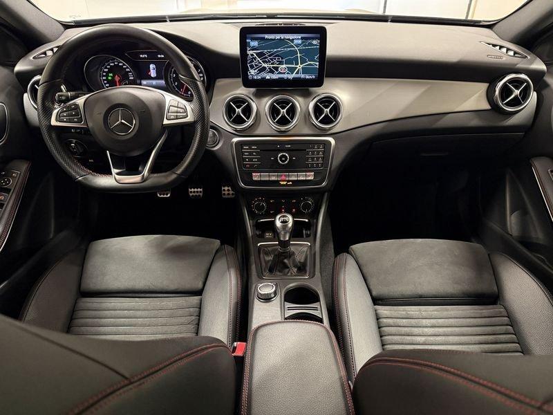 Mercedes-Benz GLA GLA 200 Premium AMG Night Edition