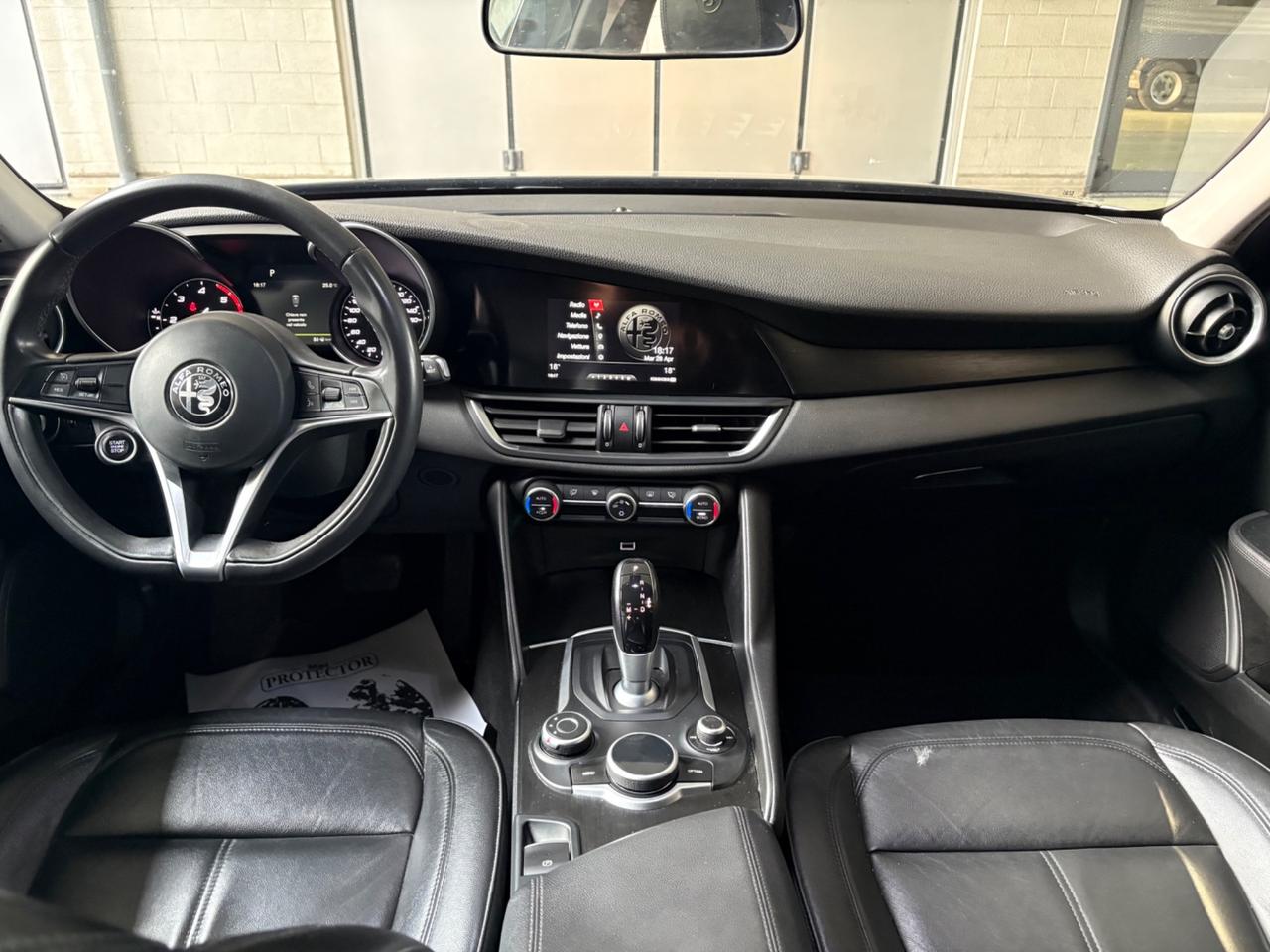 Alfa Romeo Giulia 2.2 Turbodiesel 136 CV AT8 Business