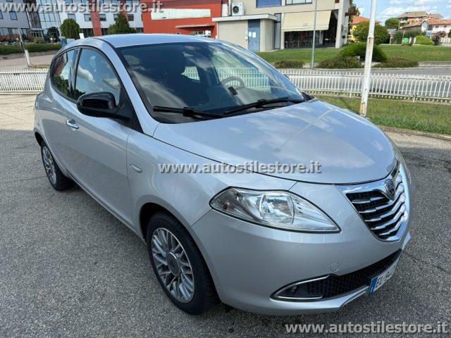 LANCIA Ypsilon 1.2 69 CV 5 porte S&S Gold
