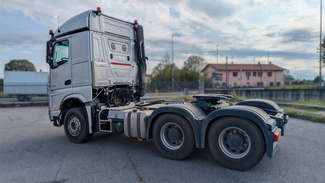 TRATTORE STRADALE MERCEDES AROCS 3363 LS