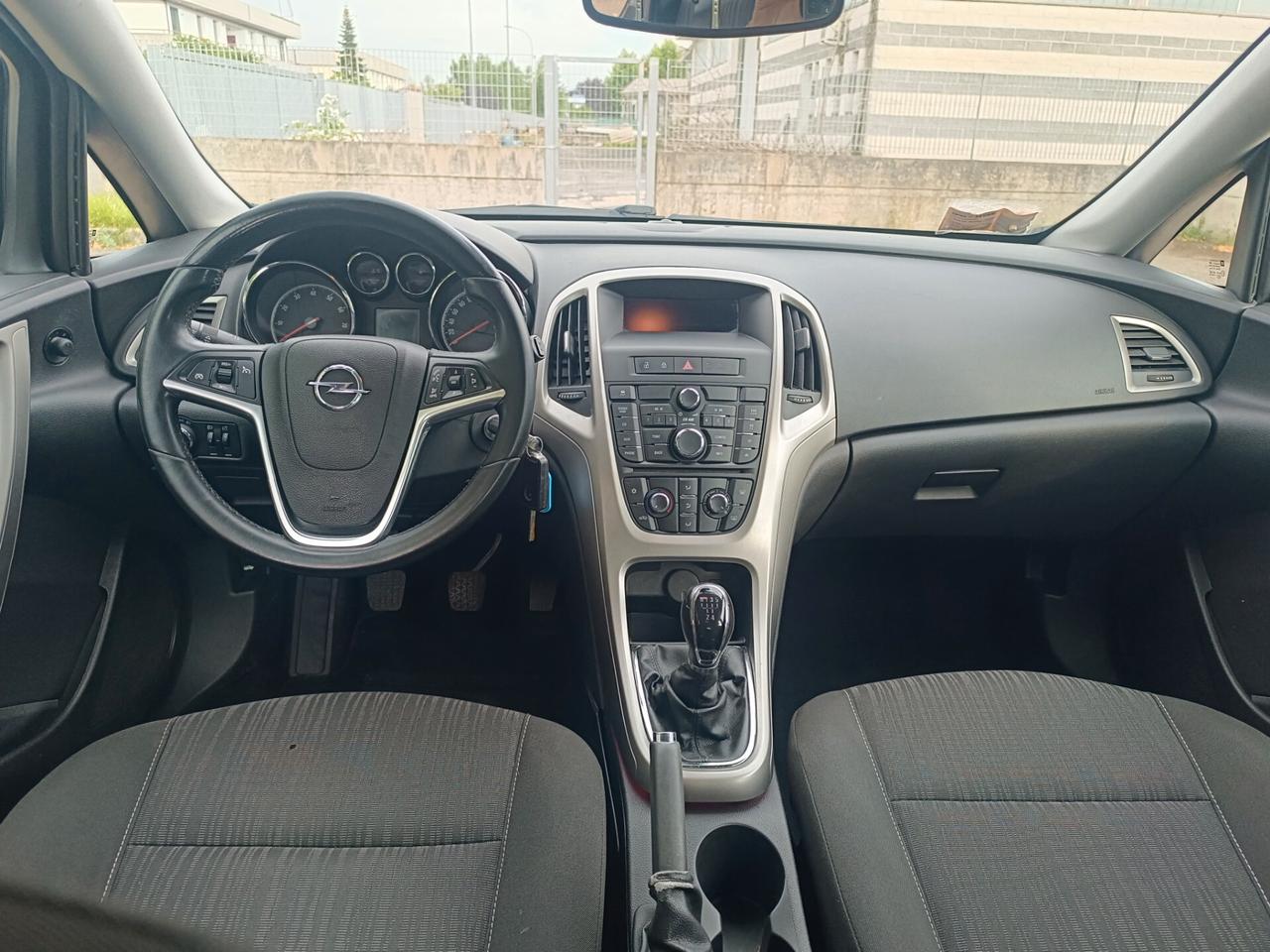 Opel Astra 1.4 benzina SW SOLAMENTE 99.000 KM