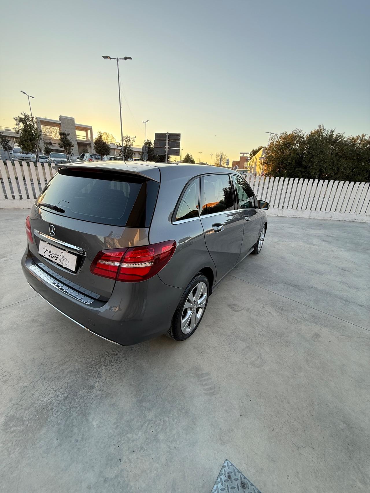 Mercedes-benz B 180 d Automatic Executive