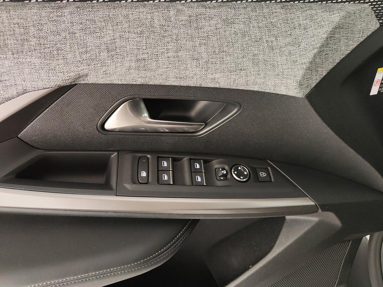 Peugeot 3008 Hybrid 136 e-DCS6 GT