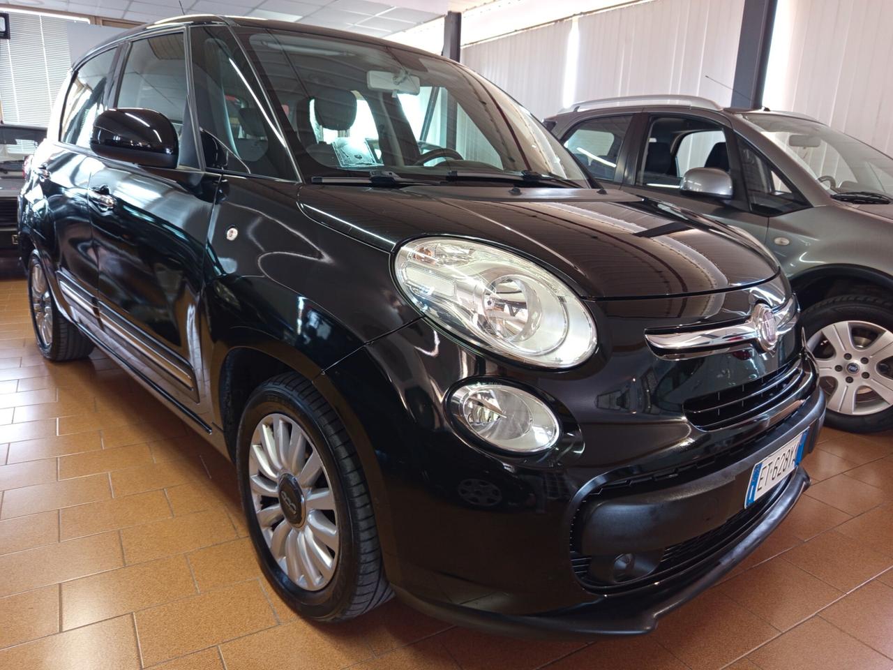 Fiat 500L 1.4 95 CV Lounge, 122 Mila chilometri ok neopatentati