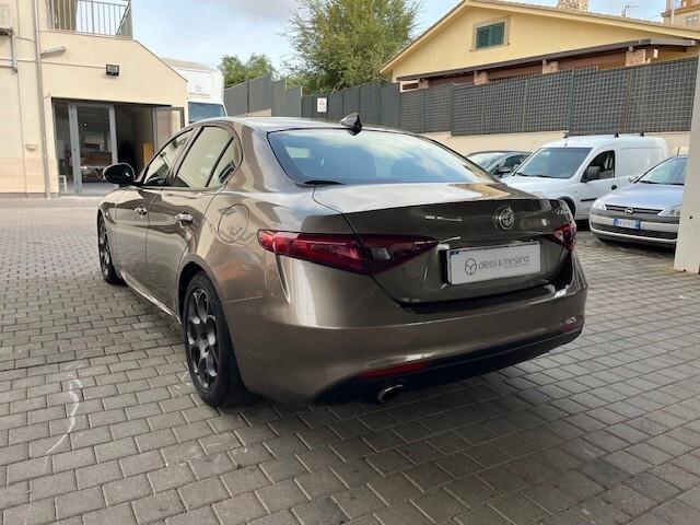 Alfa Romeo Giulia 2.2 Turbodiesel 150 CV AT8 Business