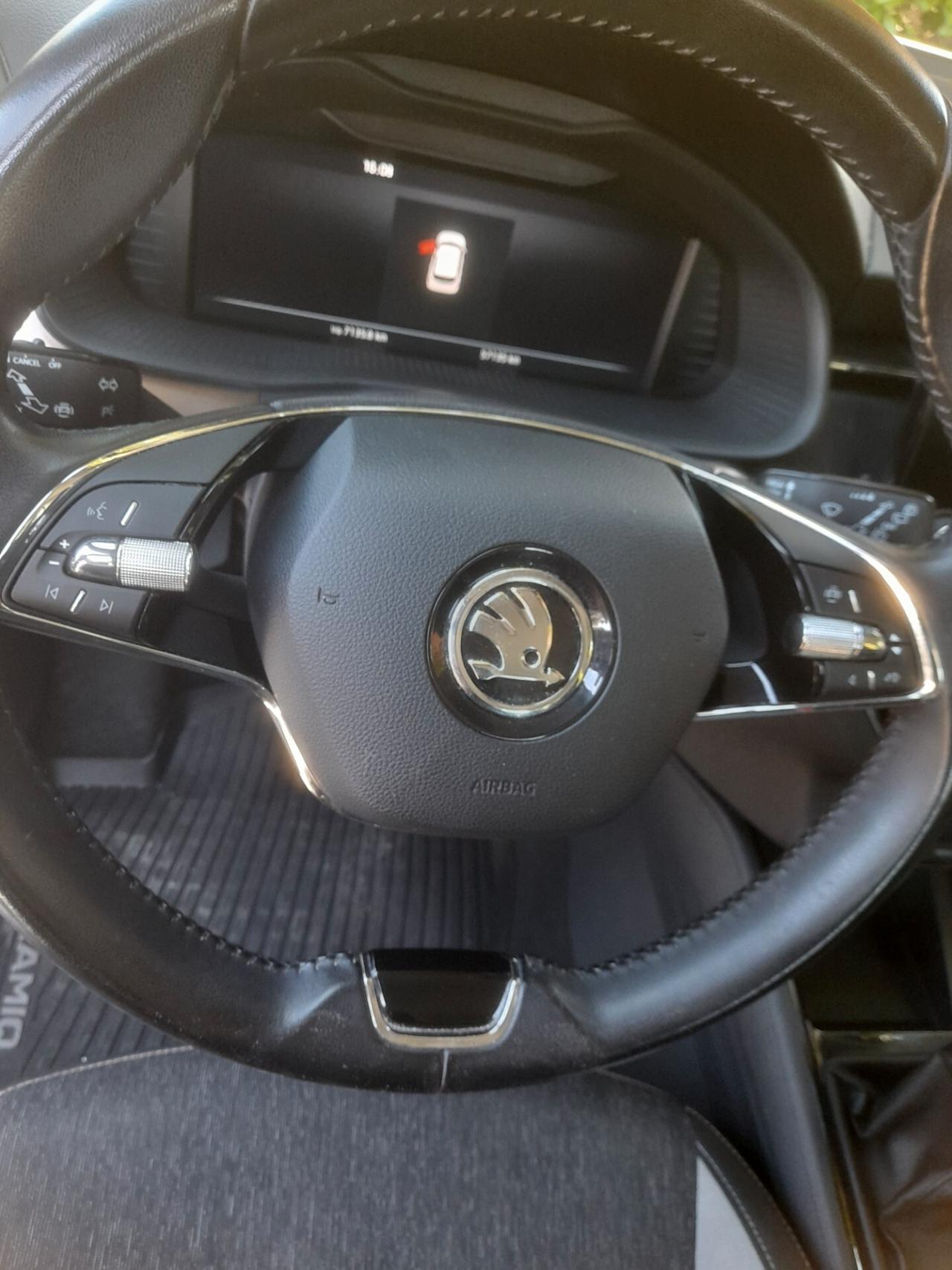 Skoda Kamiq 1.0 TSI Black Dots