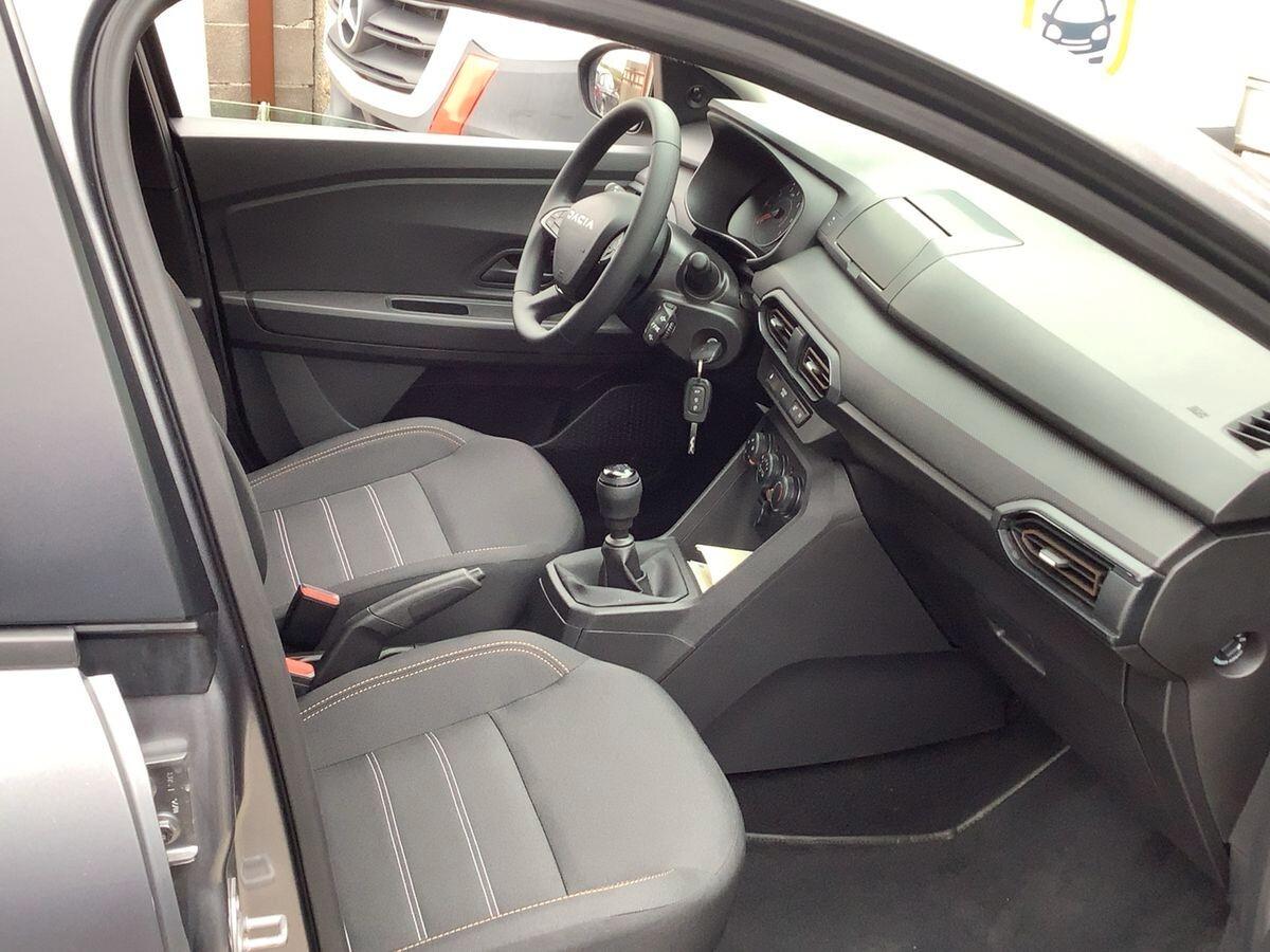 AUTO IN ARRIVO Dacia Sandero Stepway 1.0 TCe ECO-G Essential