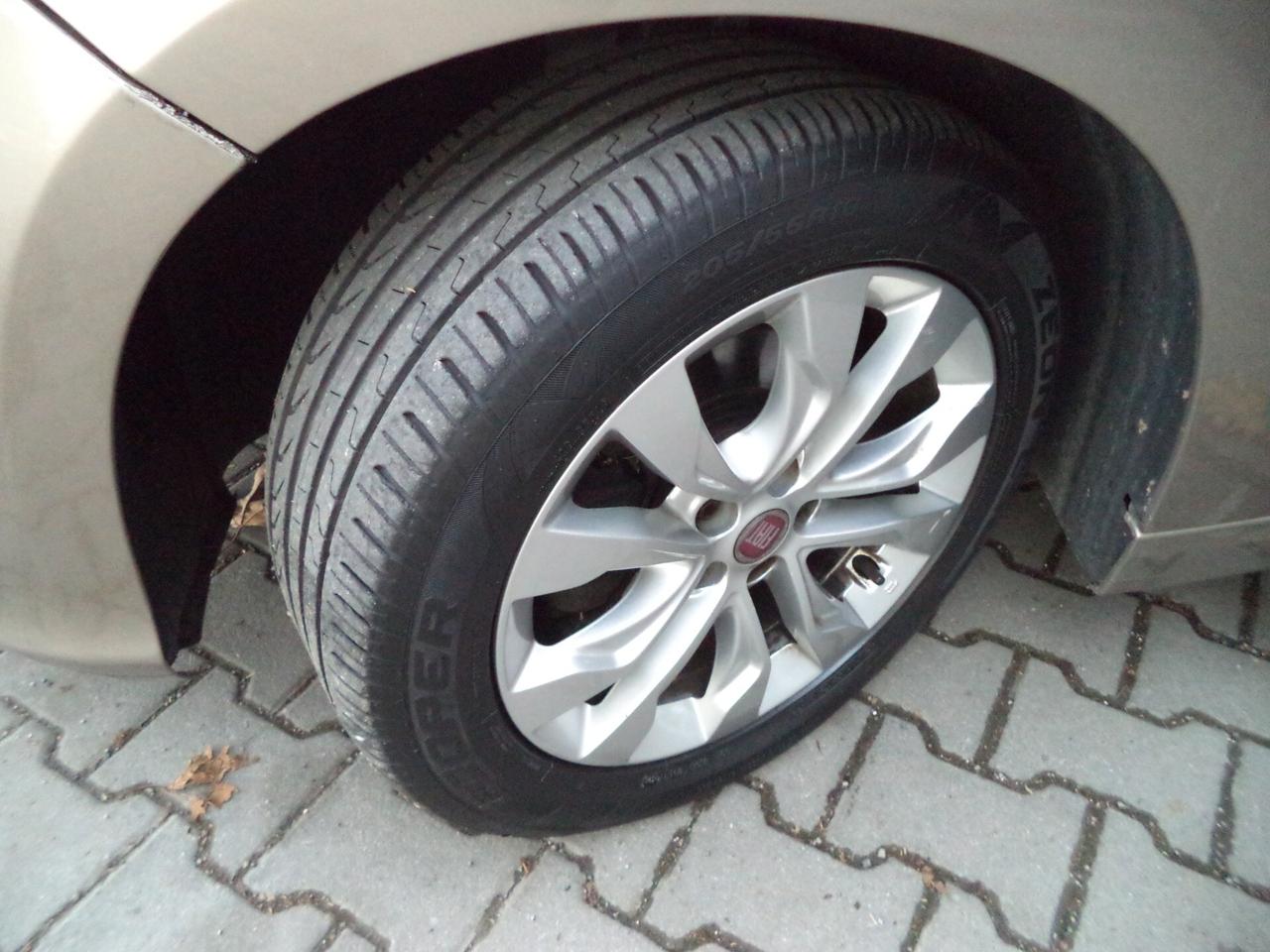 Fiat Tipo 1.6 Mjt S&S SW Lounge