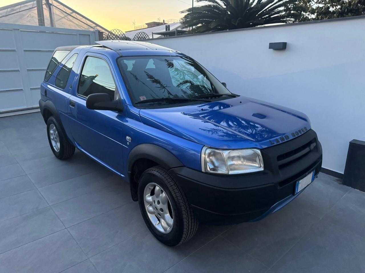 Land Rover Freelander 2.0 Td4 16V cat 3p. Softb. SE
