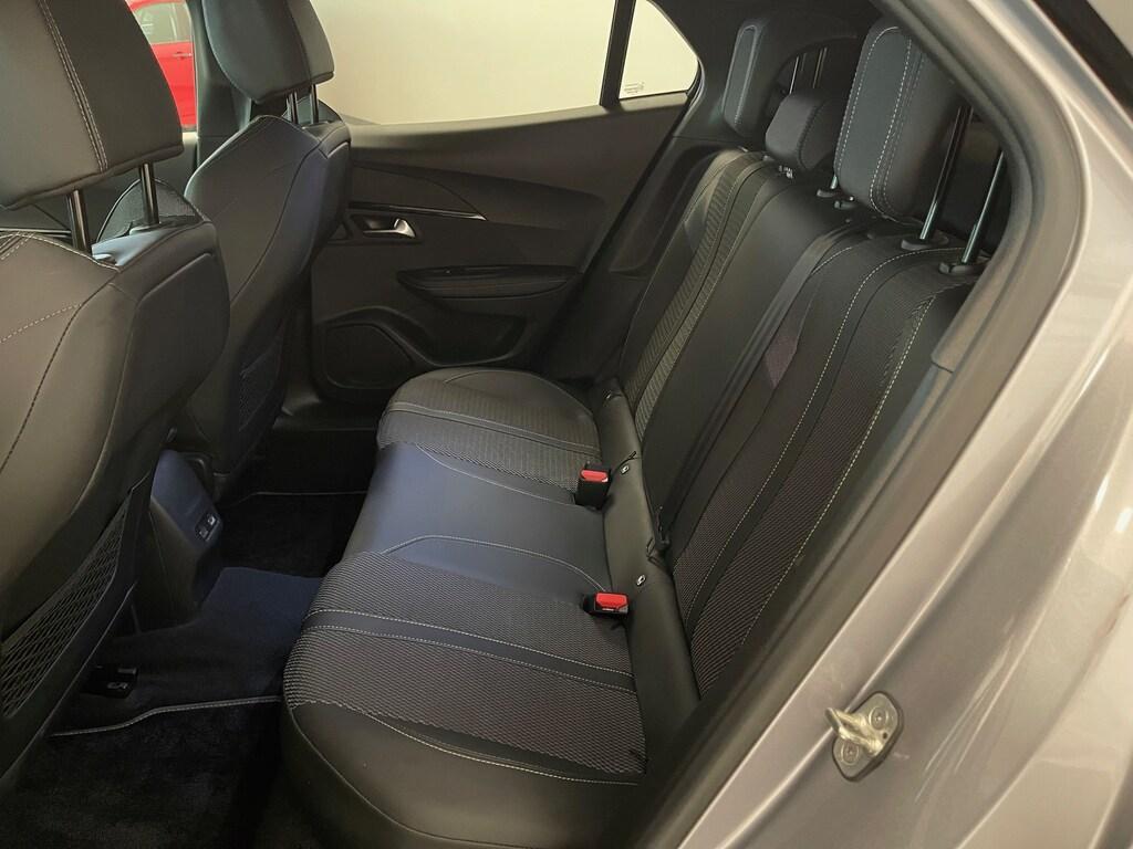 Peugeot 2008 1.2 hybrid GT 136cv e-dcs6