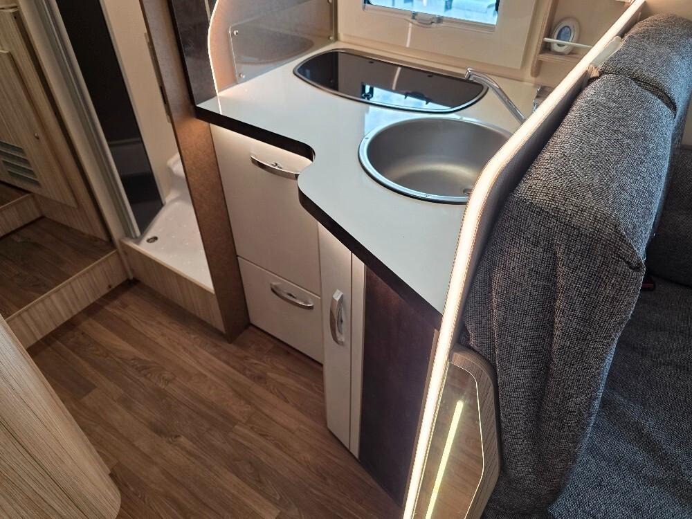 CAMPER ELNAGH MAGNUM 530