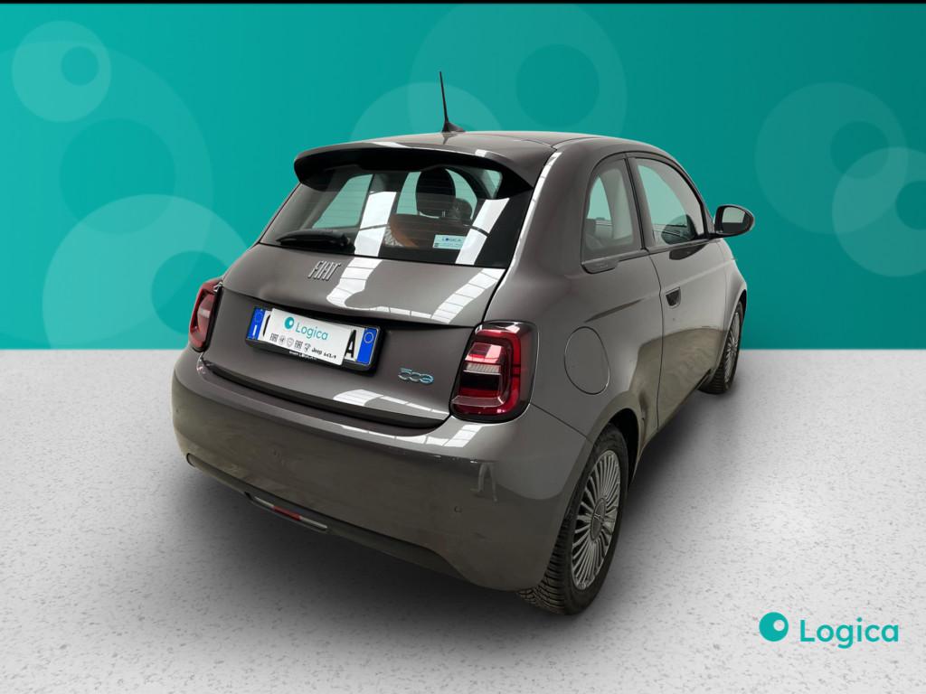 FIAT 500e - 500e 42 kWh Icon +