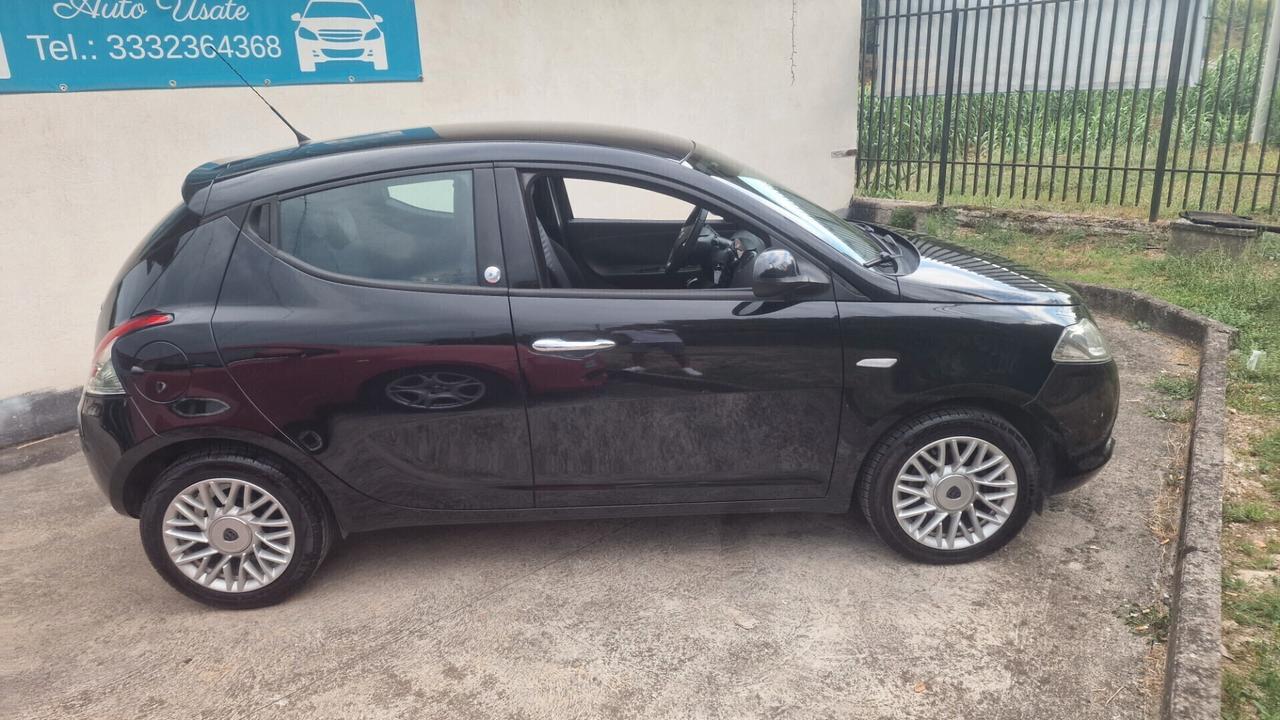 Lancia Ypsilon 1.2 69 CV 5 porte GPL Ecochic Gold