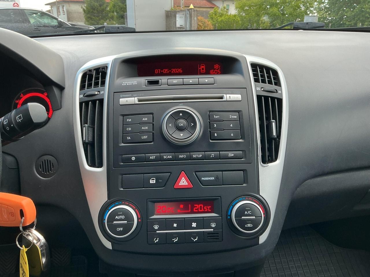 Kia Ceed 1.4 Benzina Neopatentati