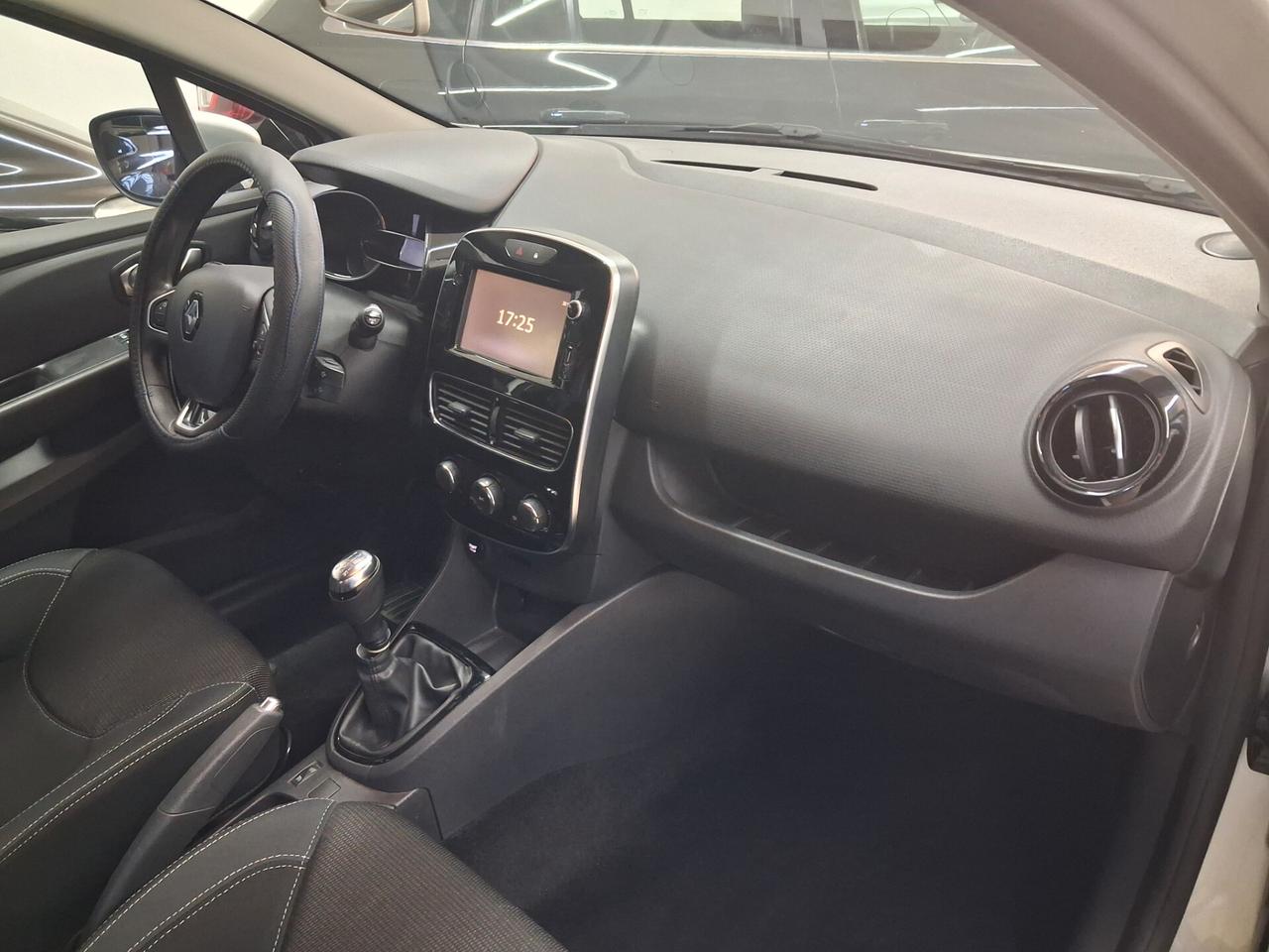 Renault Clio dCi 8V 90 CV EDC Start&Stop 5 porte Energy Duel