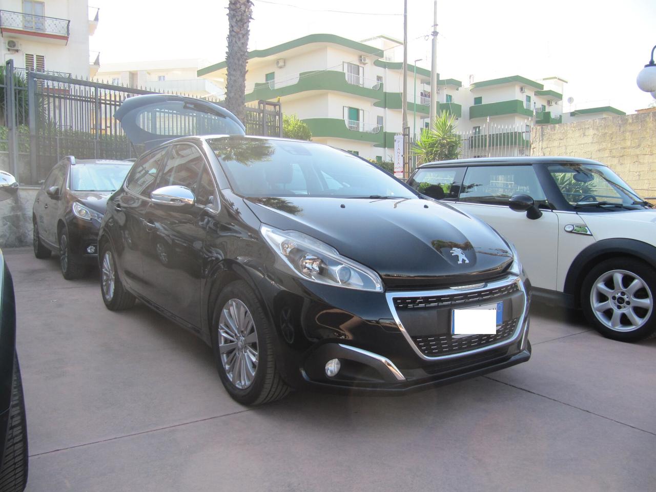 Peugeot 208 BlueHDi 100 S&S 5 porte Active