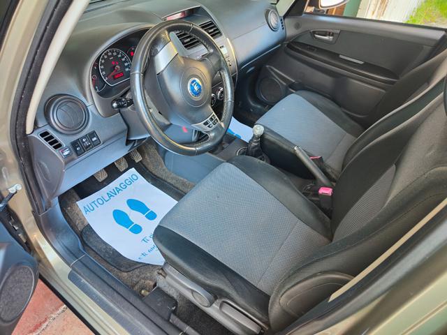 FIAT Sedici 1.6 BENZ./ G.P.L. 4x4 Emotion