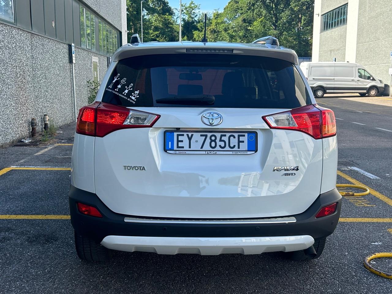 Toyota RAV 4 RAV4 2.2 D-CAT 150 CV 4WD Automatico Navi Pelle Xenon