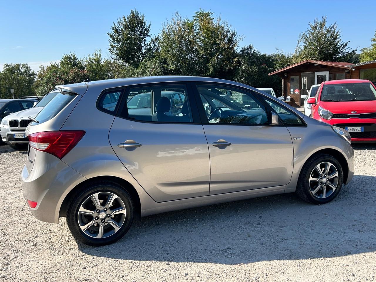 Hyundai iX20 1.4 90 CV XPossible neopatentati Rate