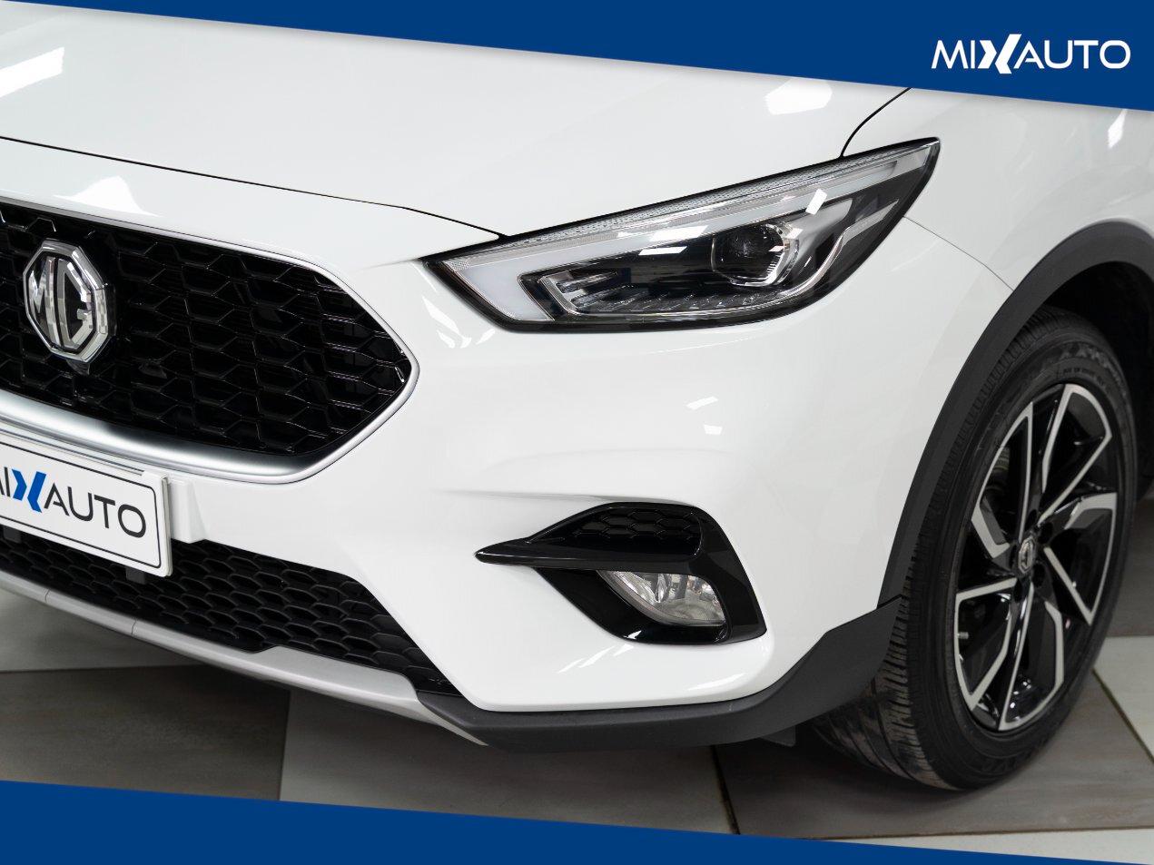 Mg ZS 1.5L 5MT Luxury
