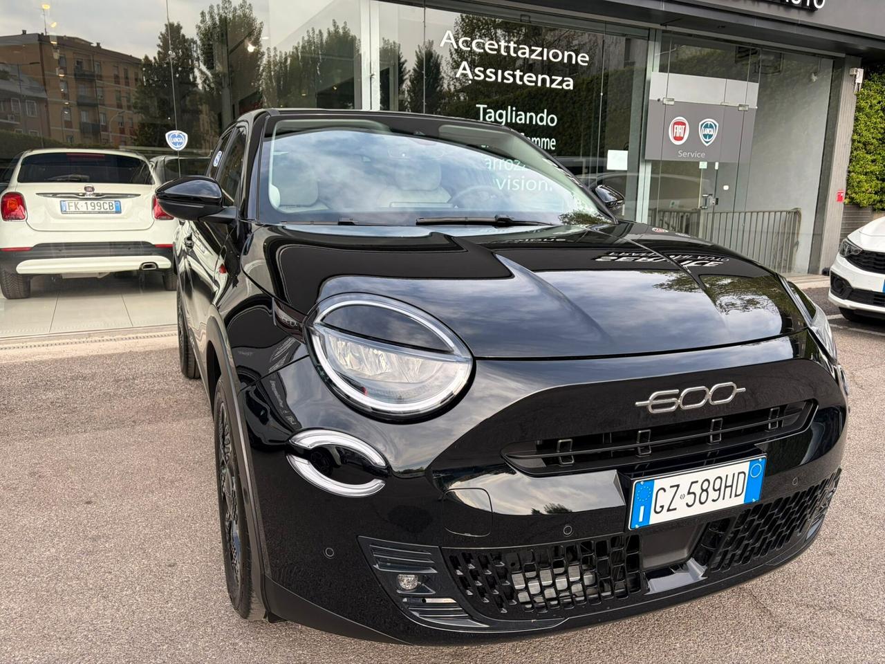 Fiat 600 Hybrid 110 CV DCT MHEV La Prima