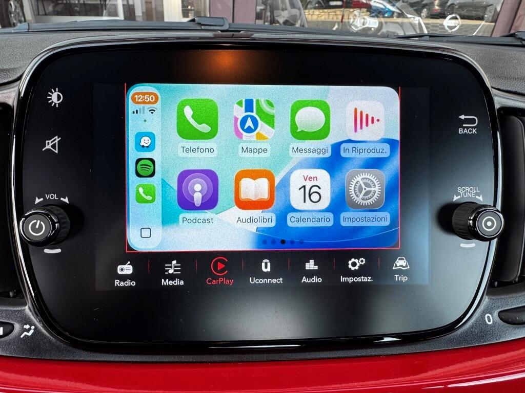 Fiat 500 C 1.0 Hybrid Red