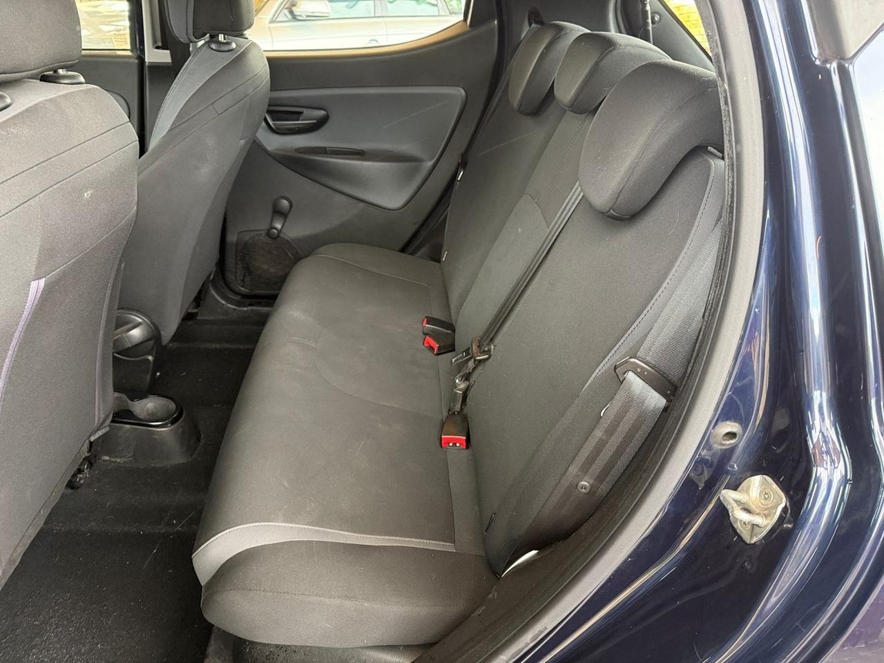 Lancia Ypsilon 1.2 69 CV 5 porte Gold