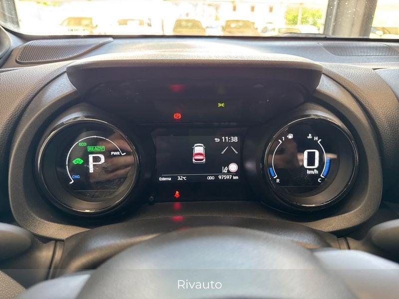Toyota Yaris Hybrid Style MY21