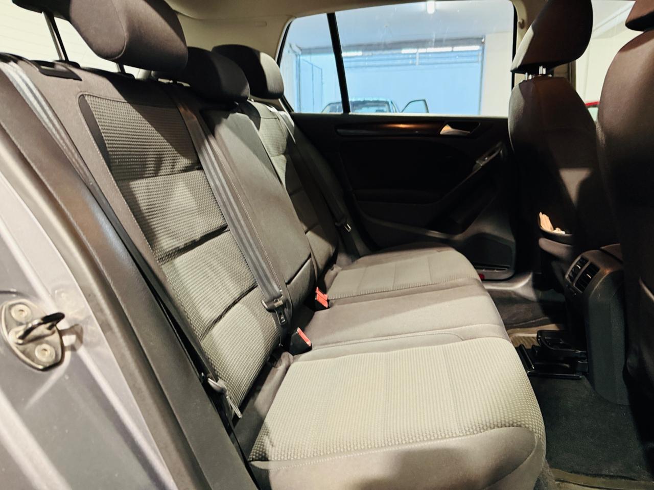Volkswagen Golf 6*1.6 TDI*105 CV*NEOPATENTATI*