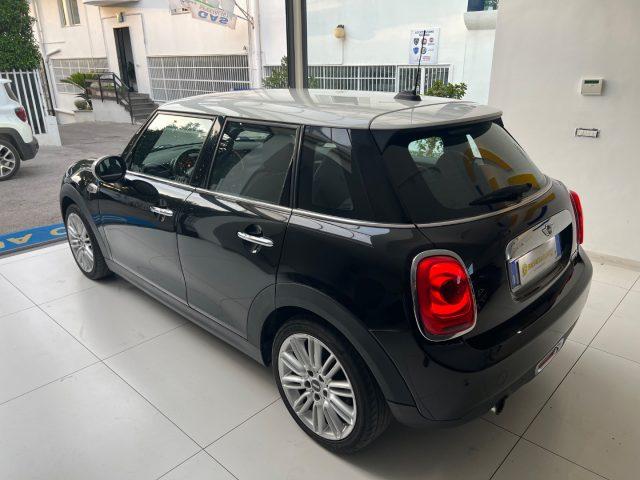 MINI Cooper D 1.5 Cooper Cmbio aut fari led D Hype 5p da?179,00