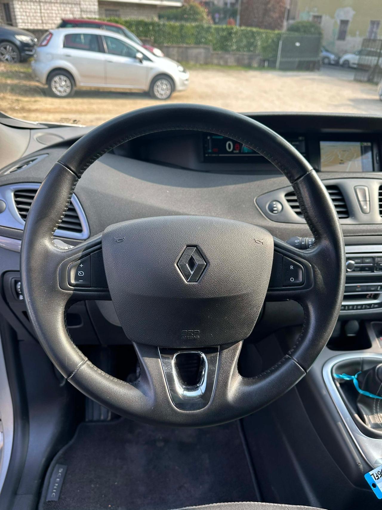 Renault SCÈNIC 1.5 dCi 110CV S&S BOSE