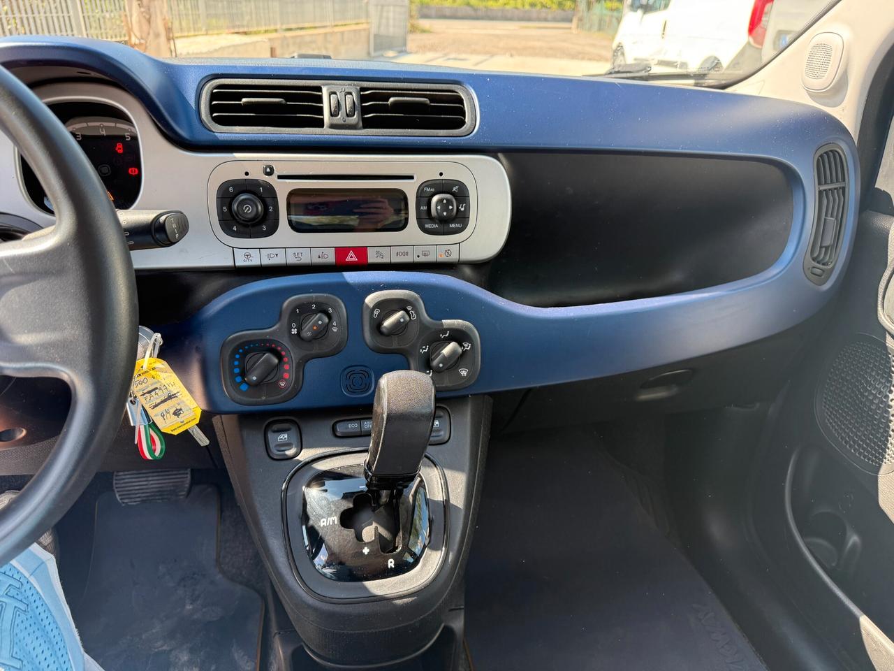 FIAT PANDA K-WAY 900 BENZINA 2015 AUTOM 67.000 KM