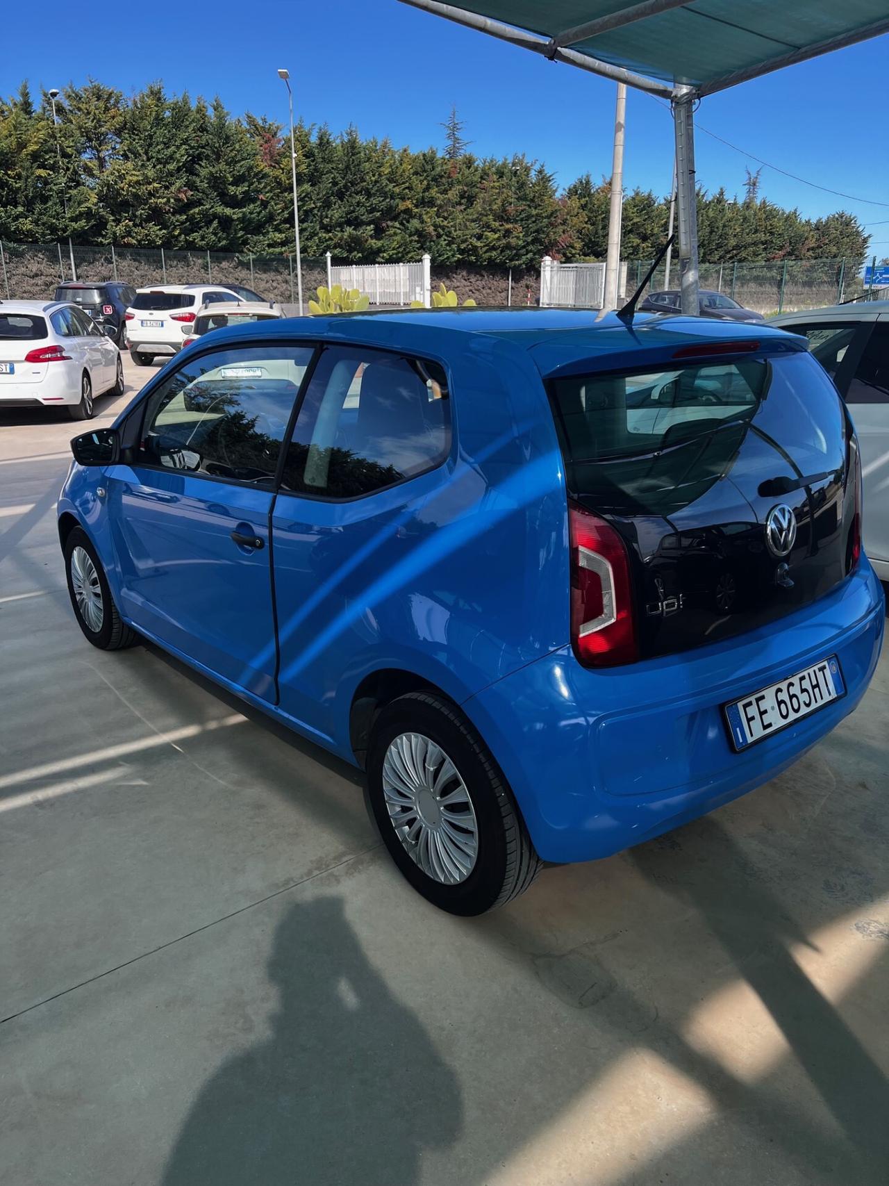 Volkswagen up! 1.0 75 CV 3p. high up!