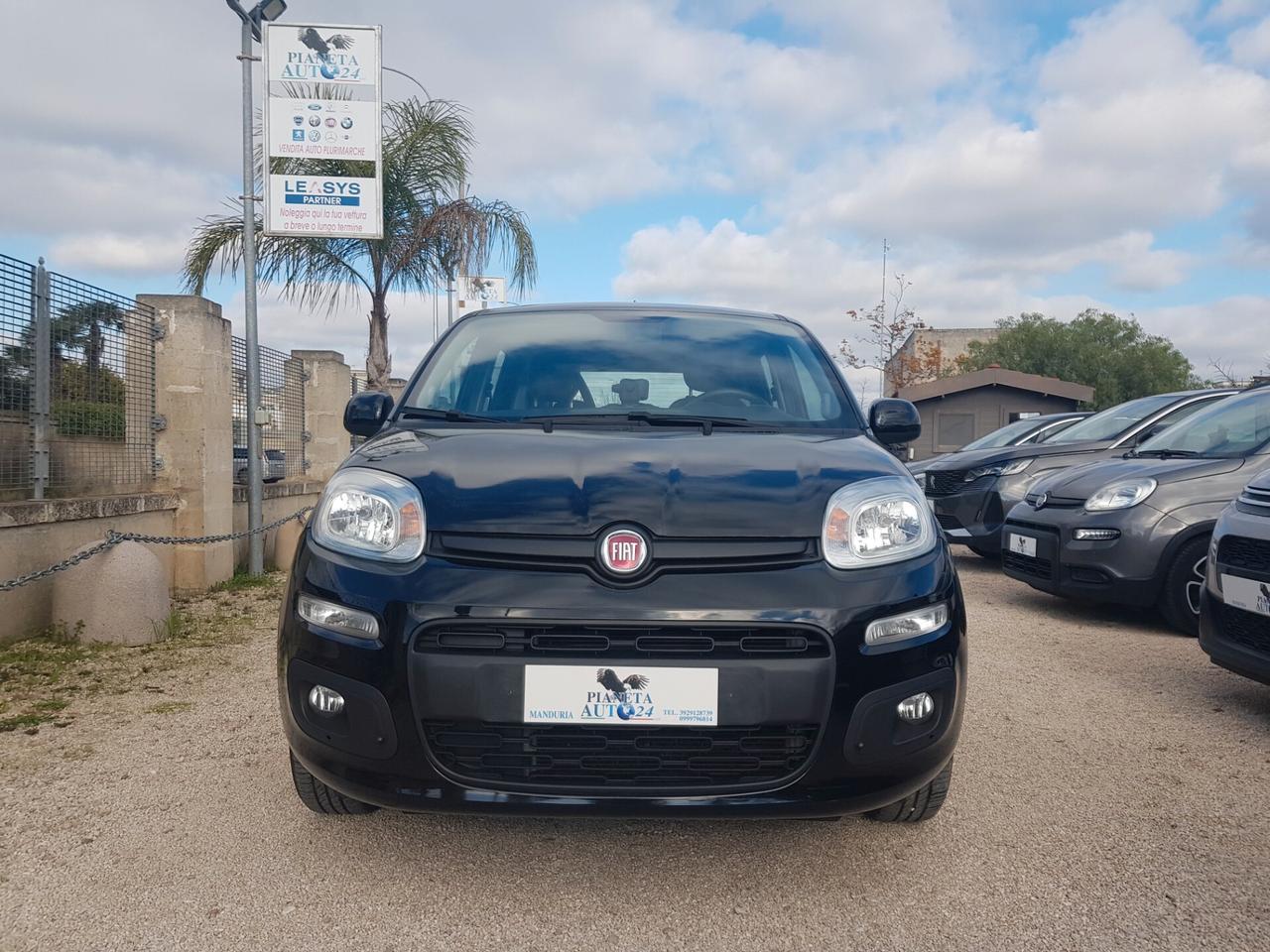 Fiat Panda 1.2 Lounge Navy Sensori Park Cerchi 5 Posti