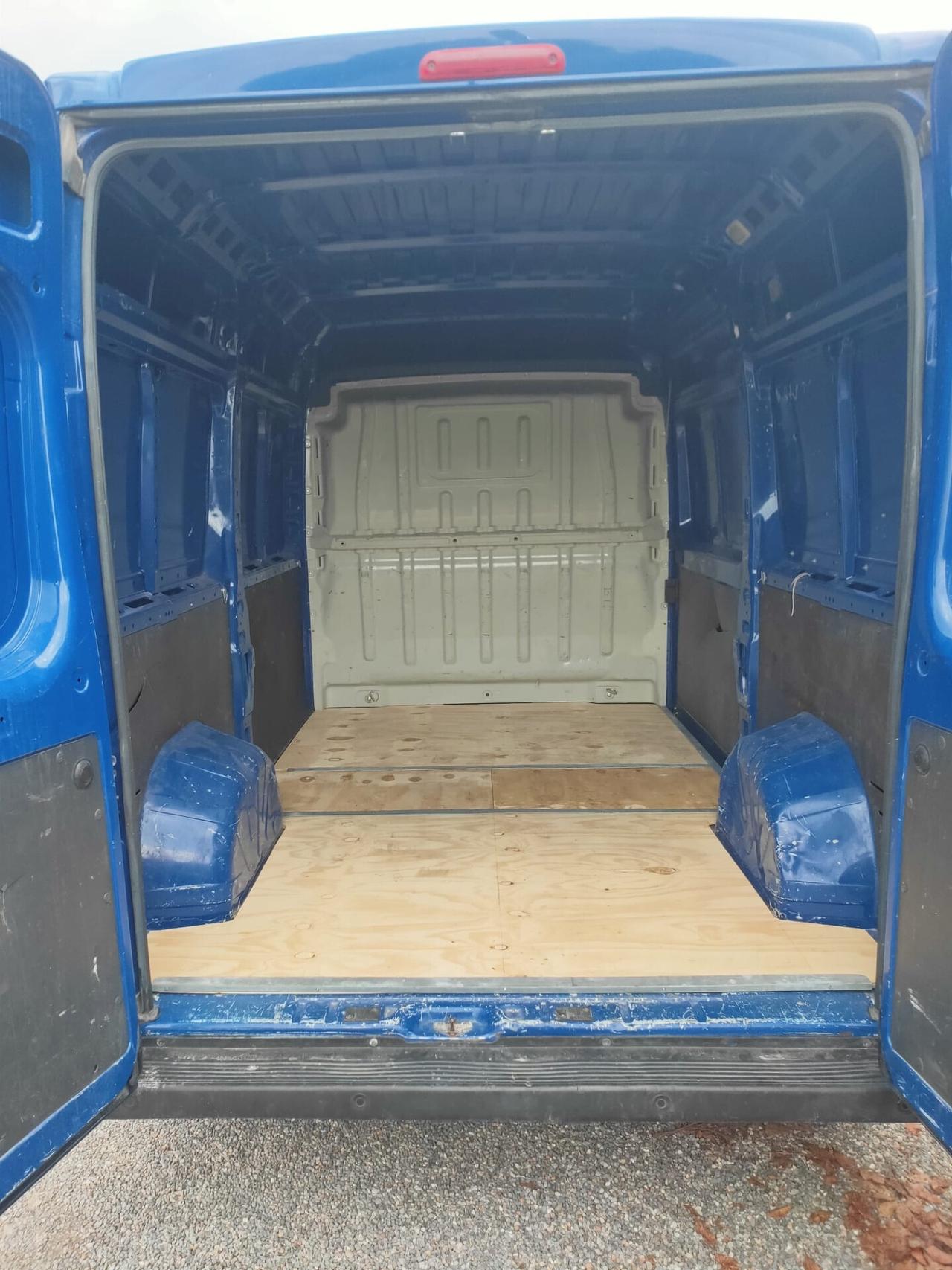 Peugeot Boxer 2.2 BlueHDi 140 S&S PM-TM