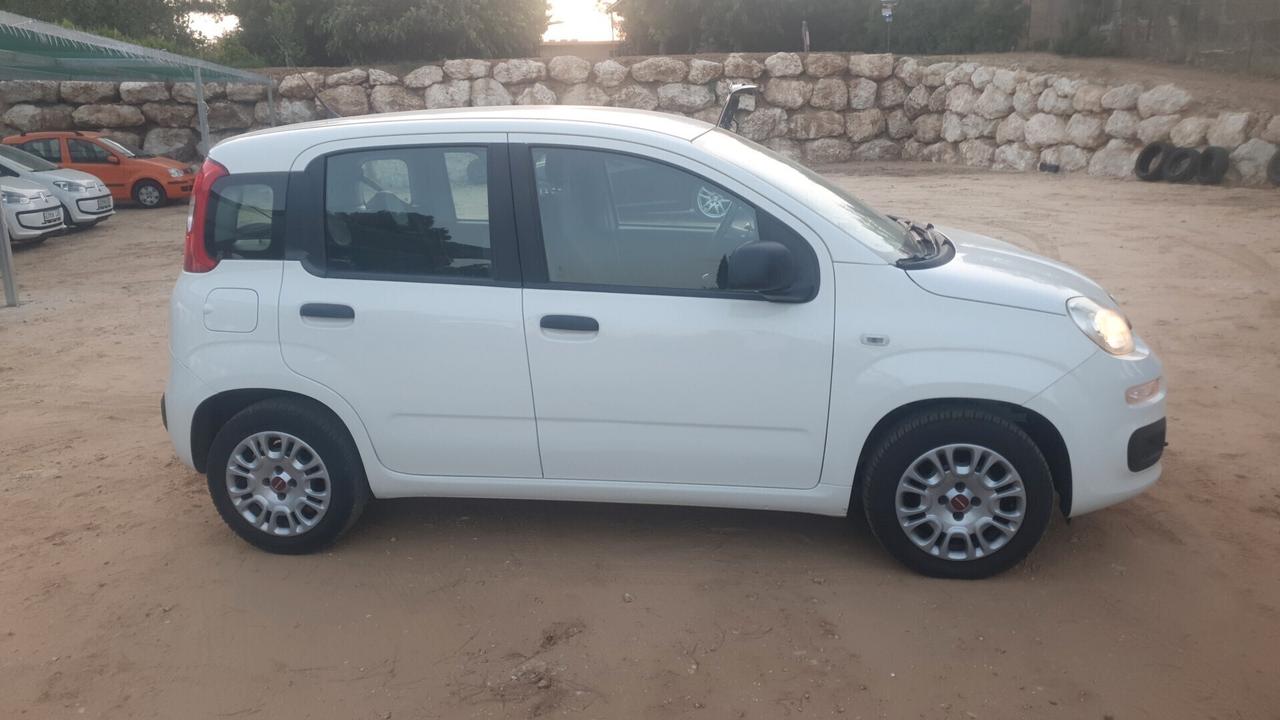 Fiat Panda 1.2 Lounge 2017