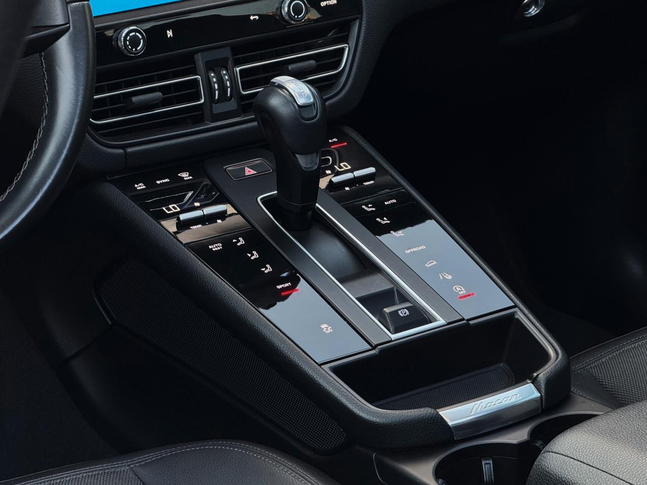 Porsche Macan 2.0 Turbo 265CV PDK TETTO CAM PELLE